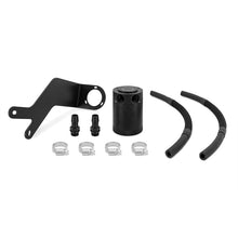 画像をギャラリービューアに読み込む, Mishimoto 2018 - 2020 Subaru Crosstrek Baffled Oil Catch Can Kit - Black